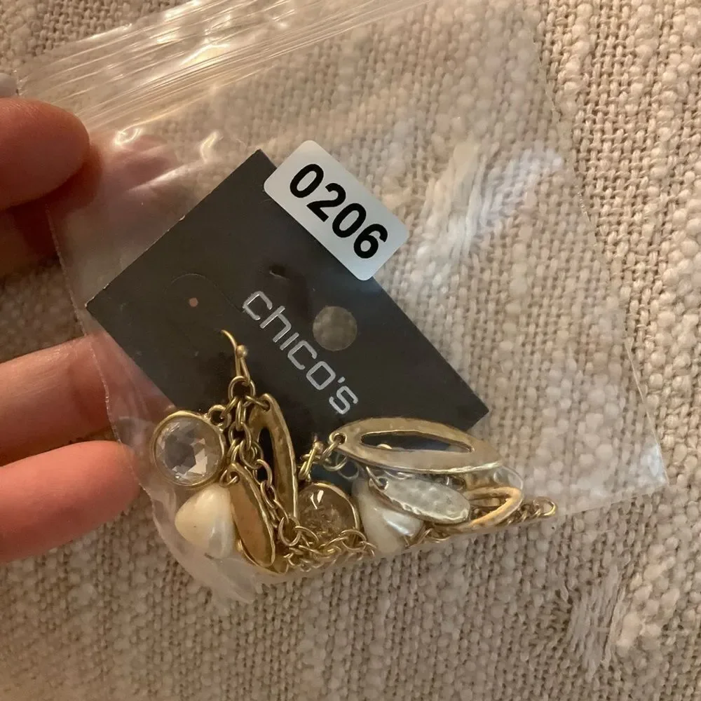 0206-Chico's Gold‎ Dangle Earrings